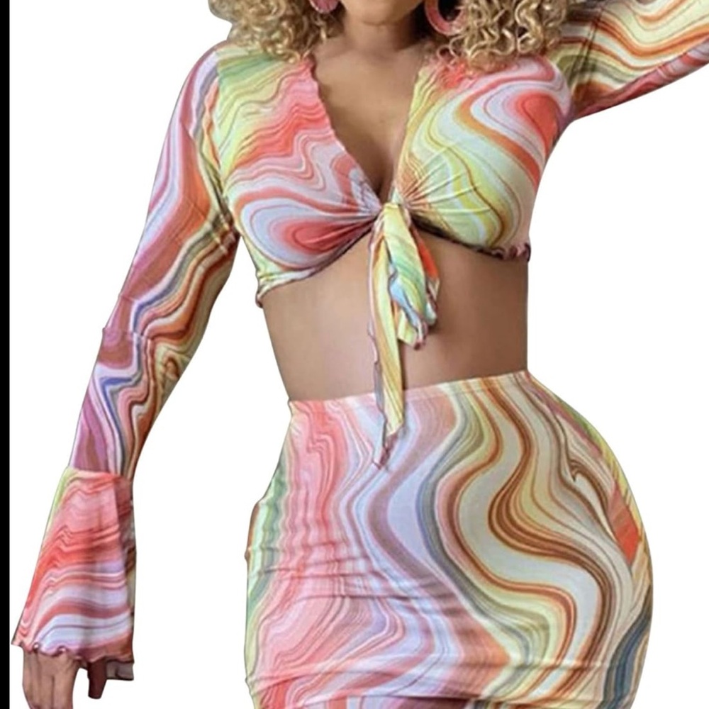 Sheer swirl top